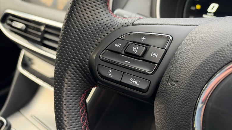 MG HS 1.5 T-GDI PHEV Trophy 5dr Auto Hatchback